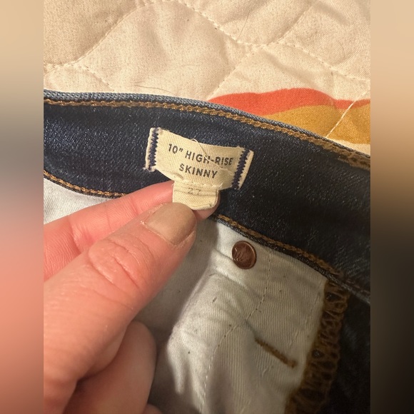 Woman’s size 27 Madewell Skinny Jeans - Picture 3 of 5